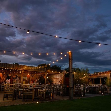 Lodges En Provence - Ecogites & Restaurant Insolites Richerenches Экстерьер фото