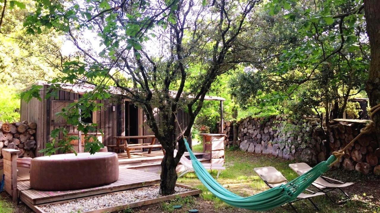 Lodges En Provence - Ecogites & Restaurant Insolites Richerenches Экстерьер фото