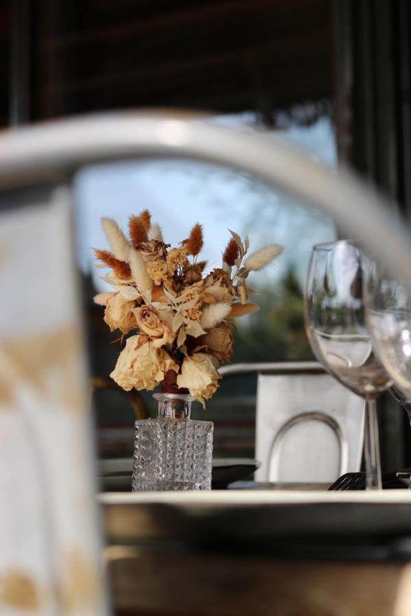 Lodges En Provence - Ecogites & Restaurant Insolites Richerenches Экстерьер фото